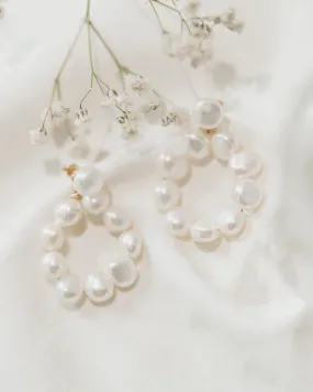 Julia Pearl Earrings